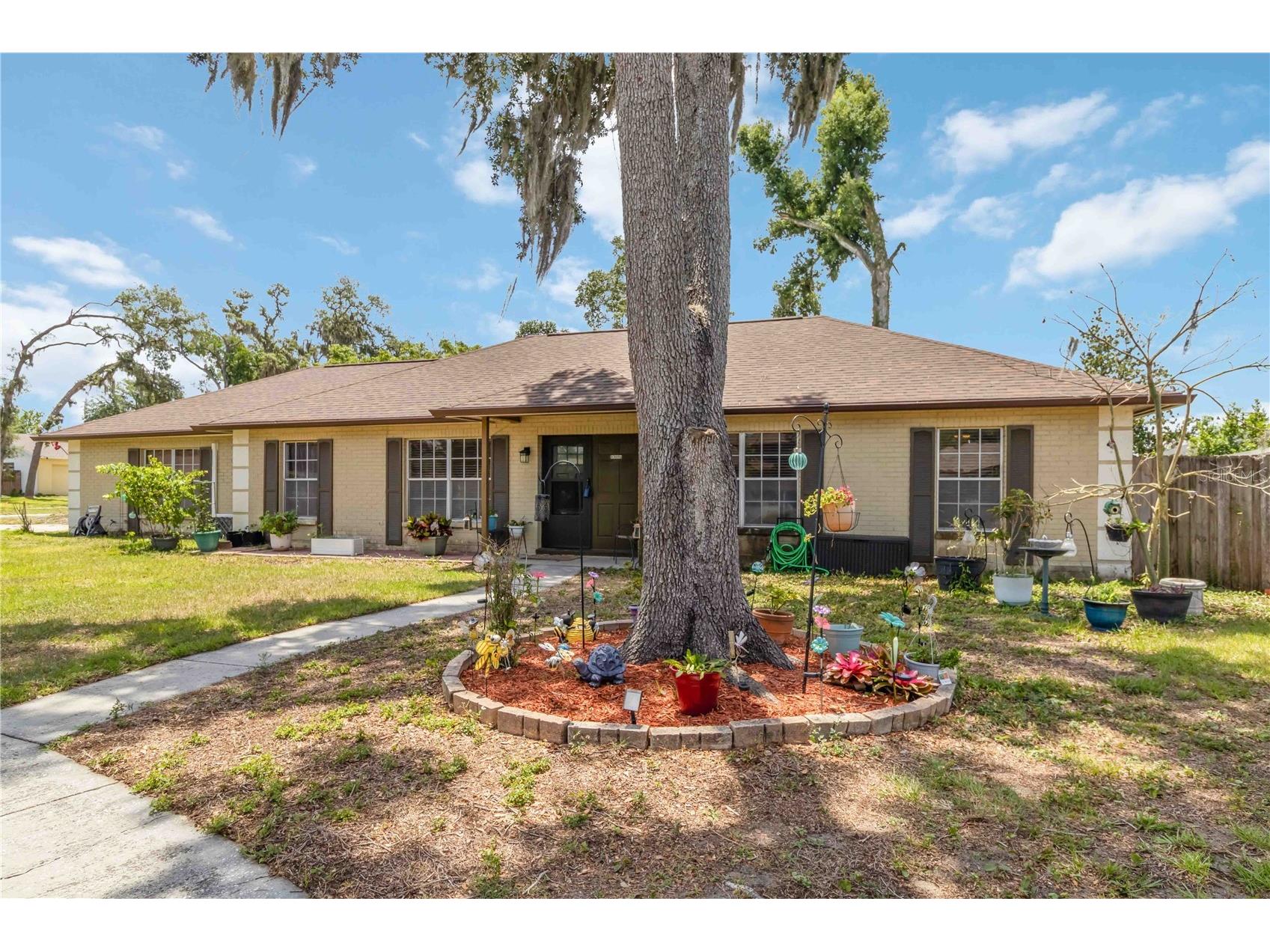 2935 Forest Circle Seffner FL 33584 TB8492094 image2