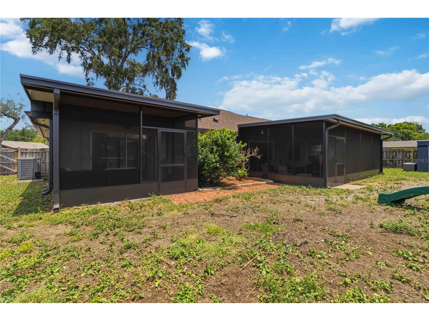 2935 Forest Circle Seffner FL 33584 TB8492094 image36