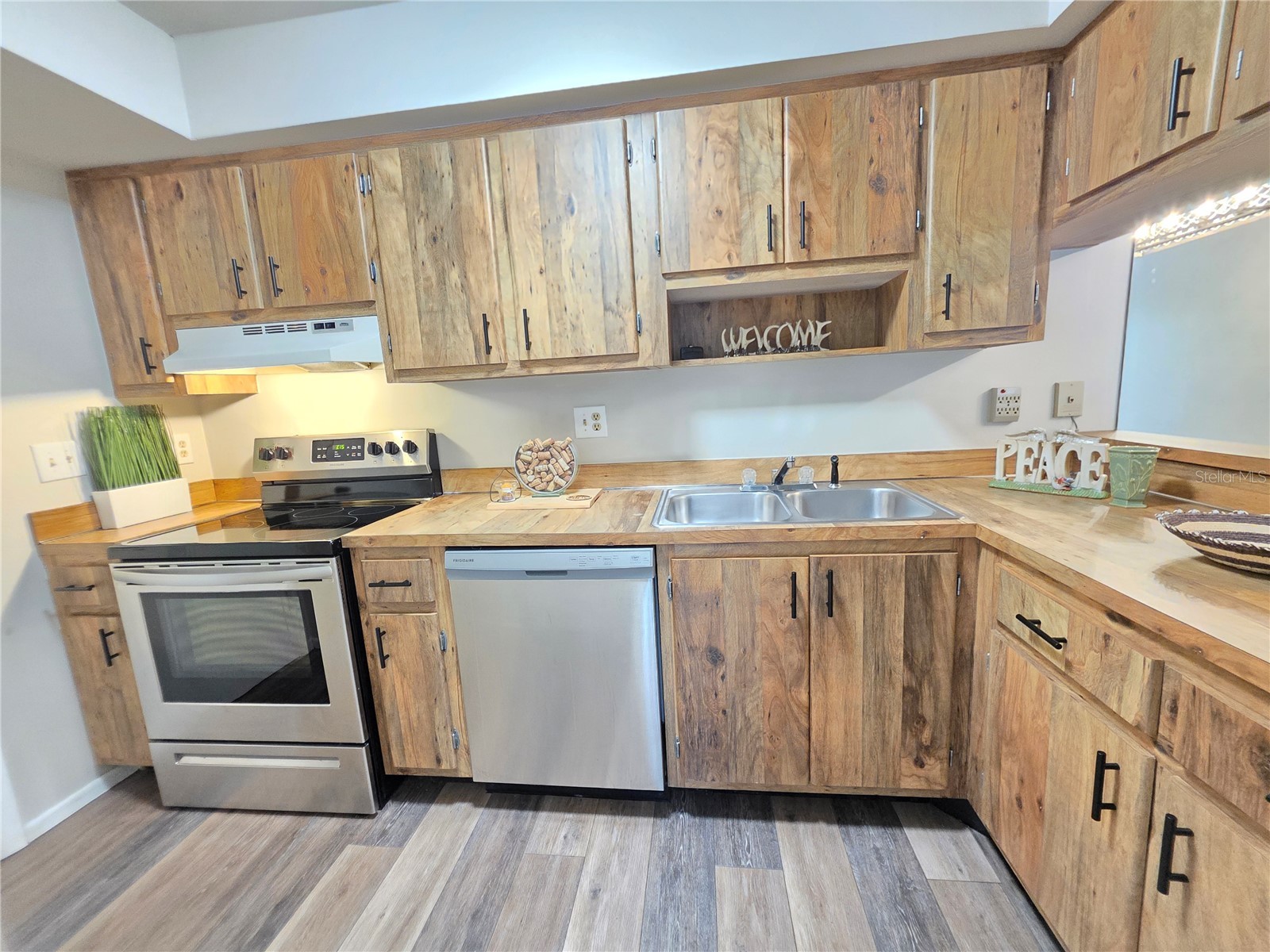 2935 Lichen Lane #C Clearwater FL 33760 TB8517117 image15