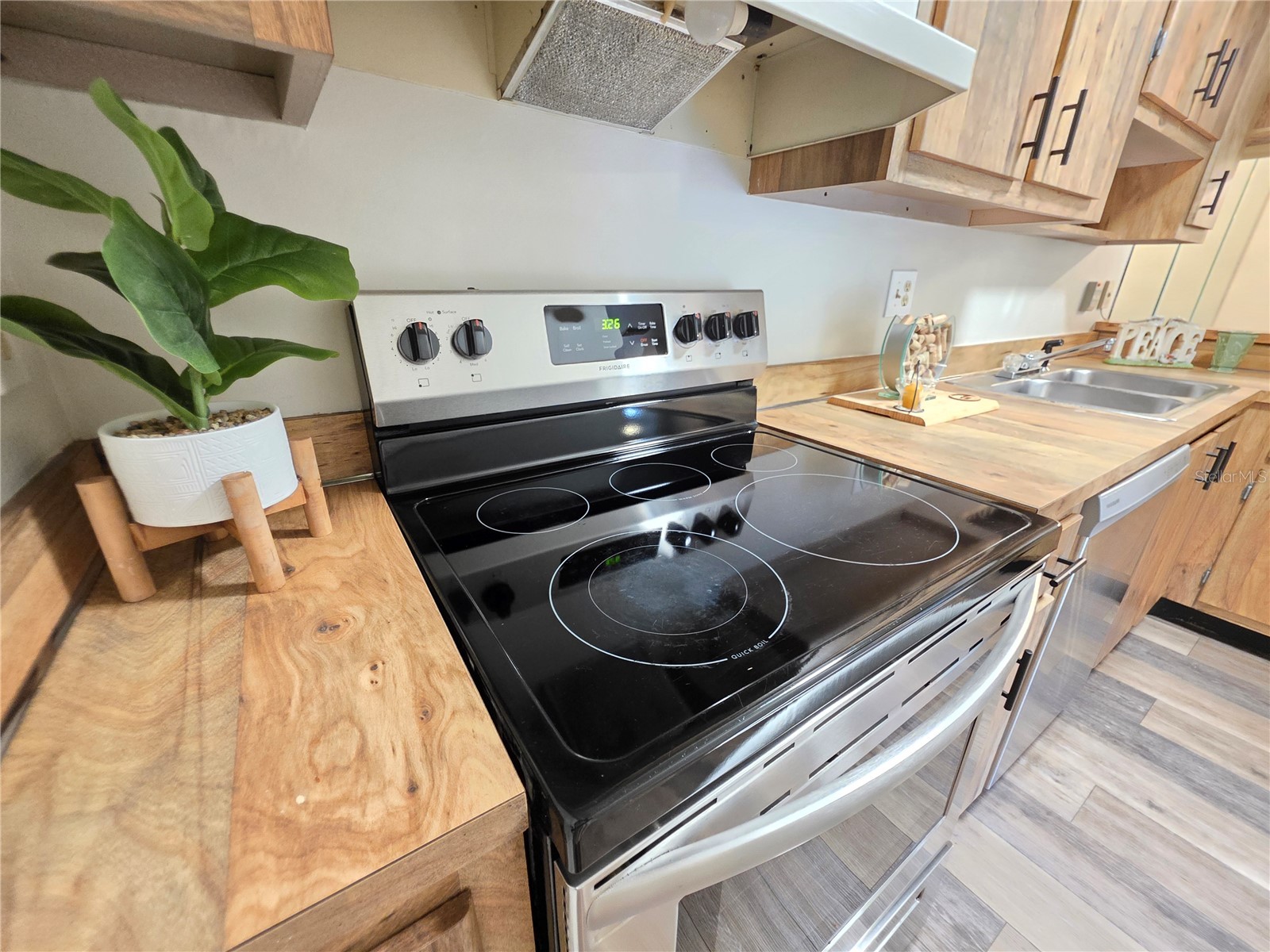 2935 Lichen Lane #C Clearwater FL 33760 TB8517117 image16