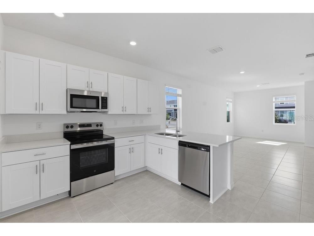 2936 Skyline Loop Kissimmee FL 34758 O6381037 image5
