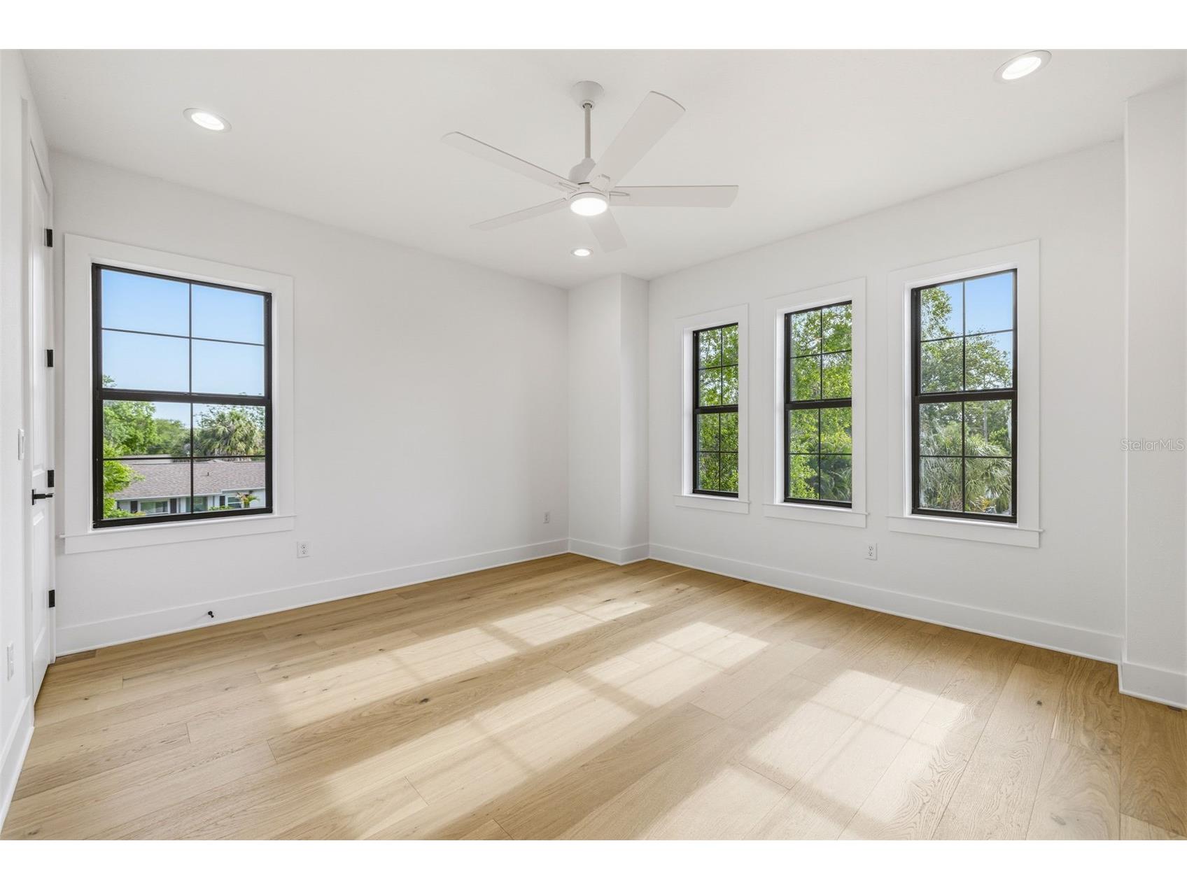 2936 W Rogers Avenue Tampa FL 33611 TB8463818 image35
