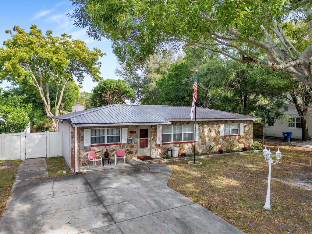 2937 27th Avenue N Saint Petersburg FL 33713 U8225640 image1