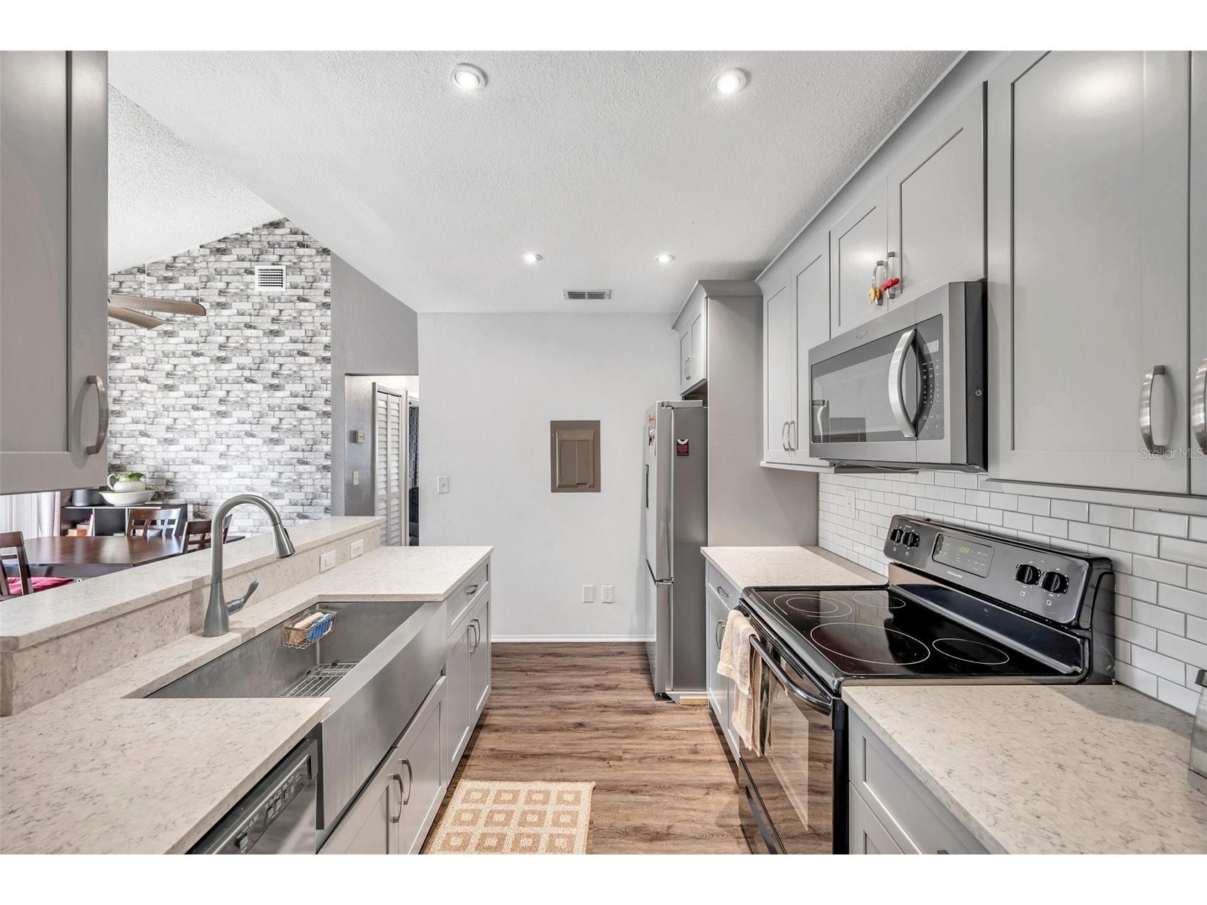 2937 Bough Avenue #D Clearwater FL 33760 TB8499960 image19