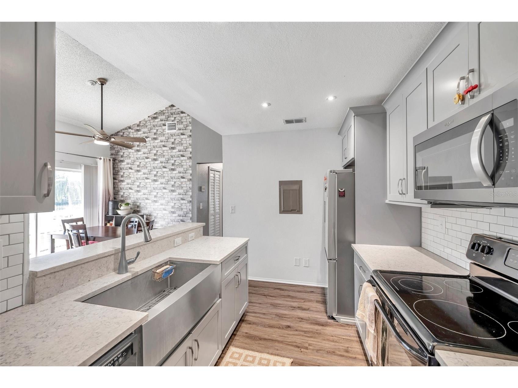 2937 Bough Avenue #D Clearwater FL 33760 TB8499960 image20