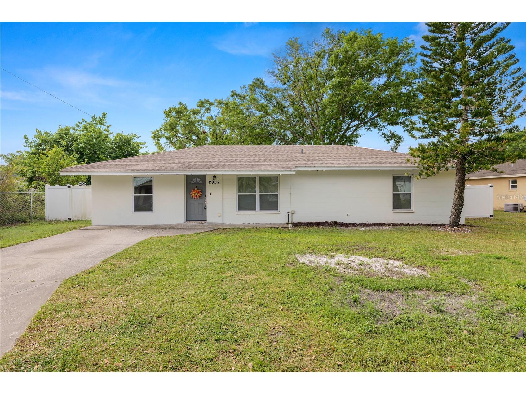 2937 Delrose Drive N Lakeland FL 33805 TB8470997 image1