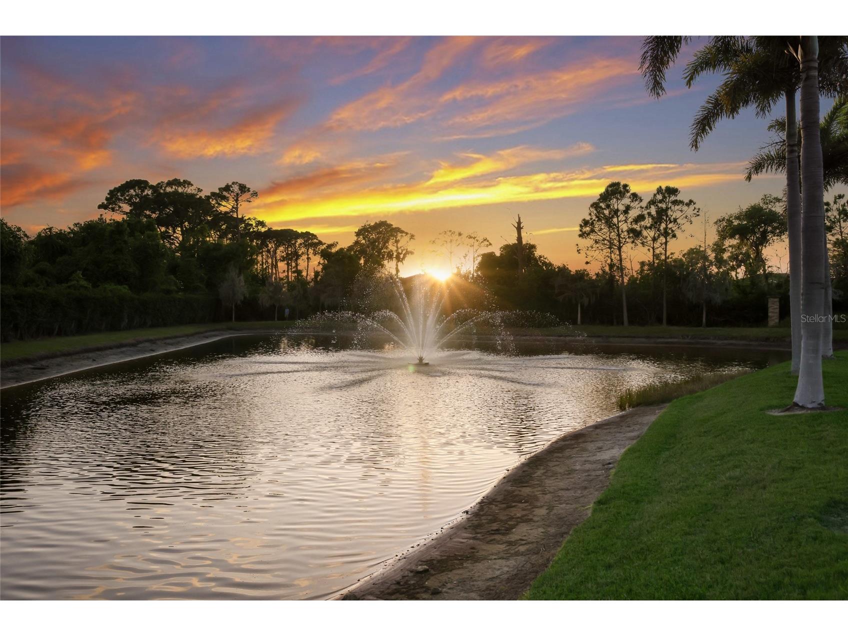 2937 Esmeralda Drive Sarasota FL 34243 A4689083 image38
