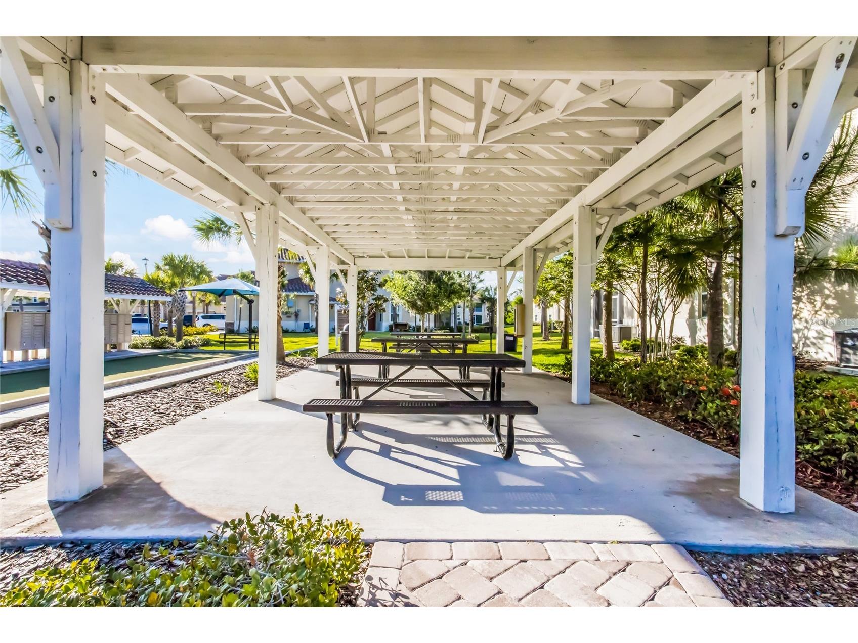 2937 Esmeralda Drive Sarasota FL 34243 A4689083 image47