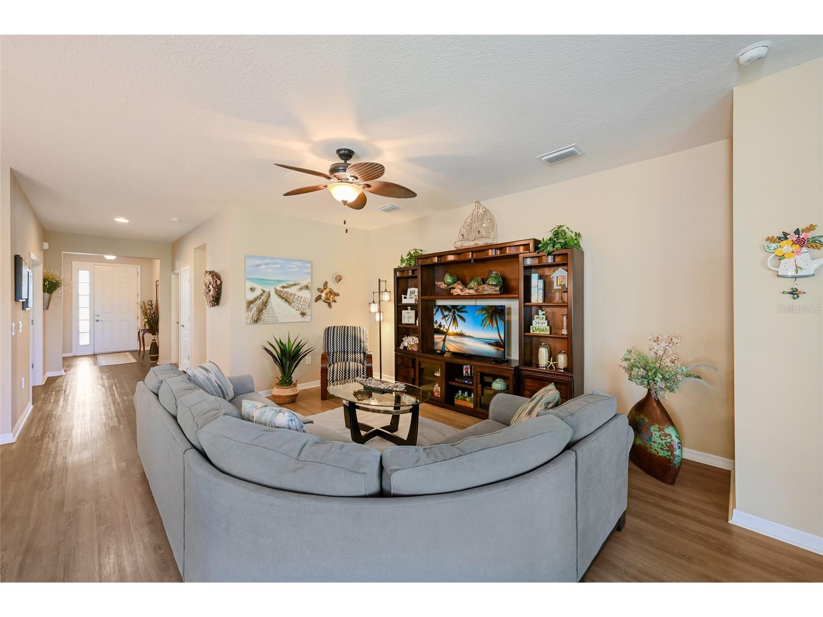 2937 Esmeralda Drive Sarasota FL 34243 A4689083 image5