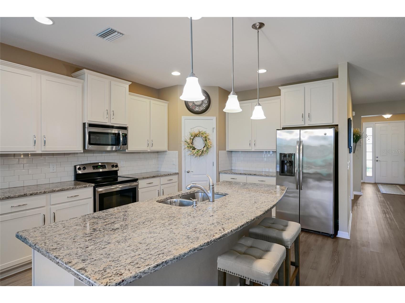 2937 Esmeralda Drive Sarasota FL 34243 A4689083 image7