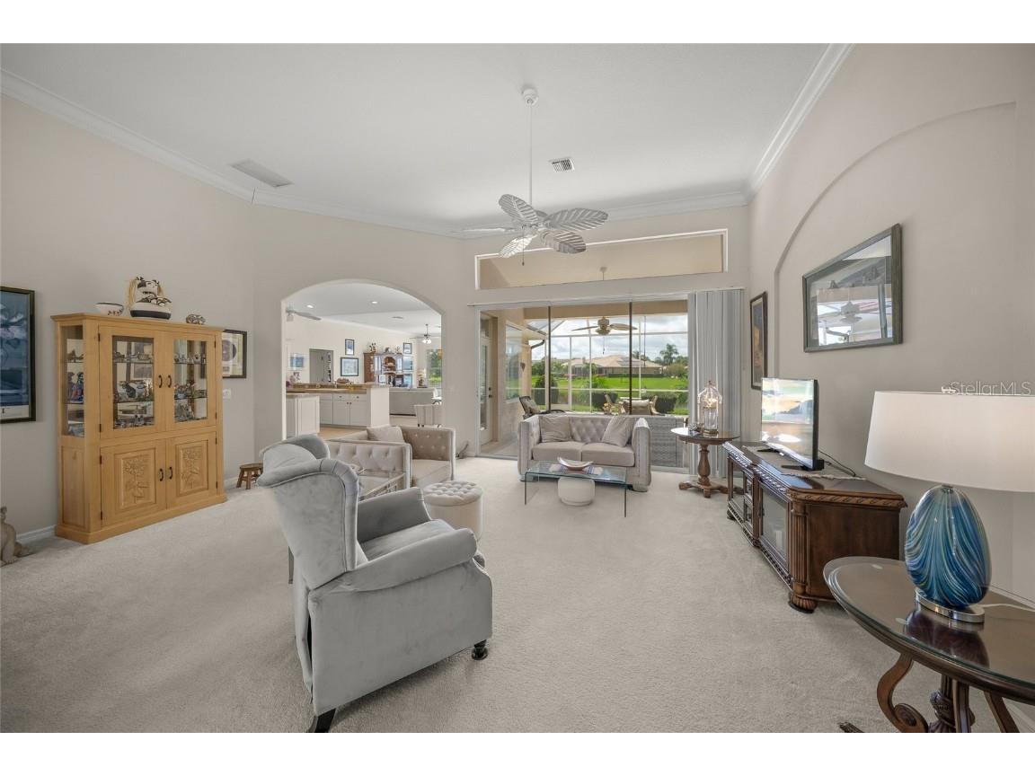 2937 Seasons Boulevard Sarasota FL 34240 A4656951 image13