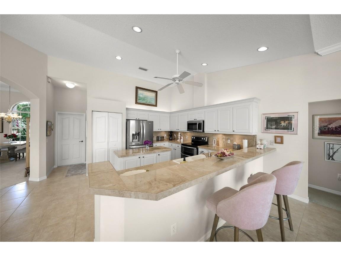 2937 Seasons Boulevard Sarasota FL 34240 A4656951 image17