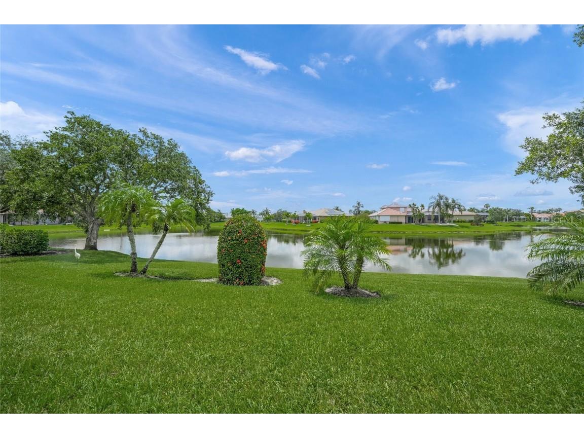 2937 Seasons Boulevard Sarasota FL 34240 A4656951 image42