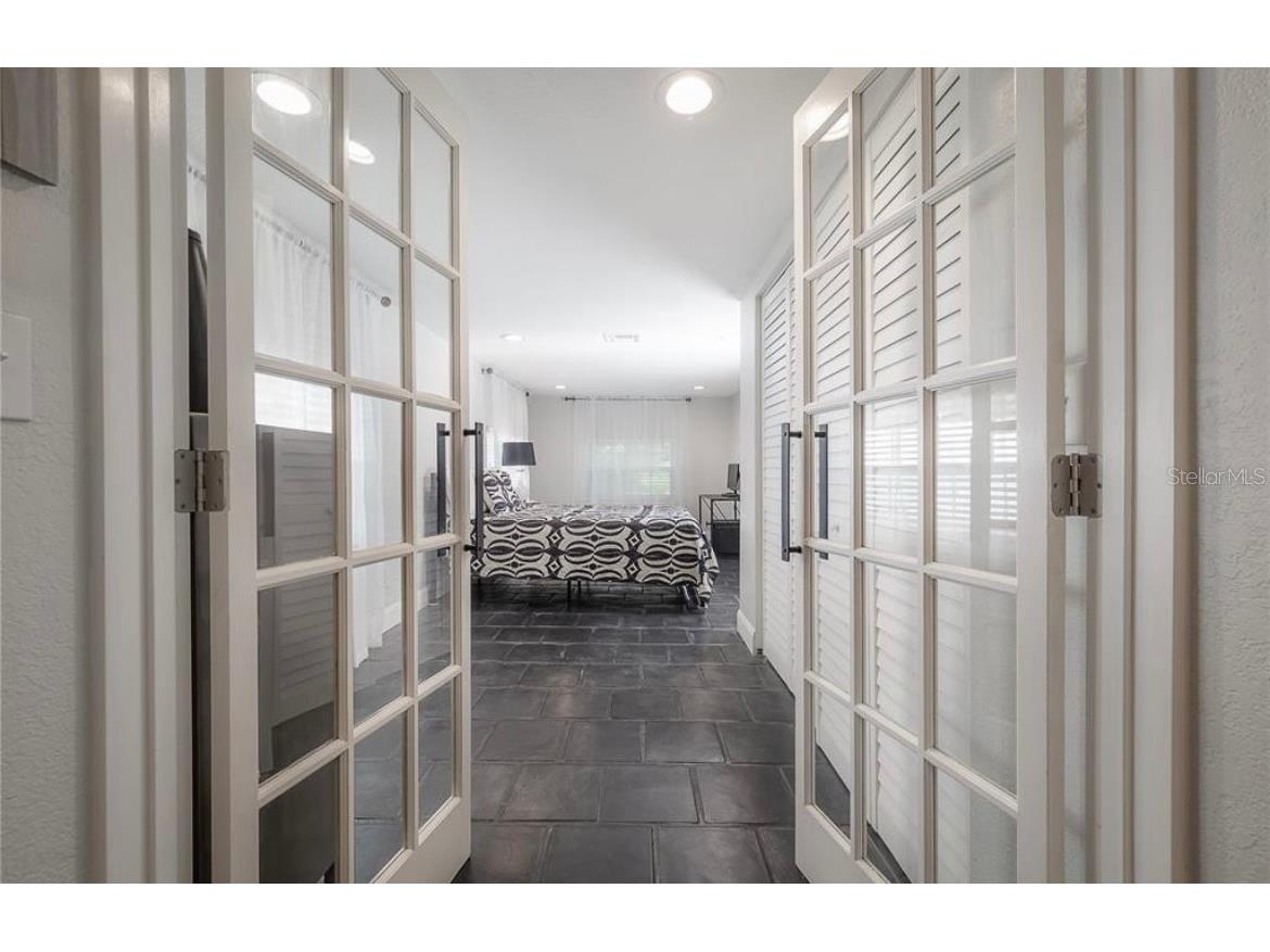 2937 W Coachman Avenue Tampa FL 33611 TB8447275 image20