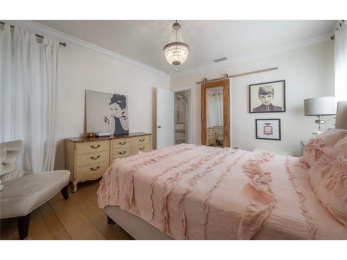 2937 W Coachman Avenue Tampa FL 33611 TB8447275 image32