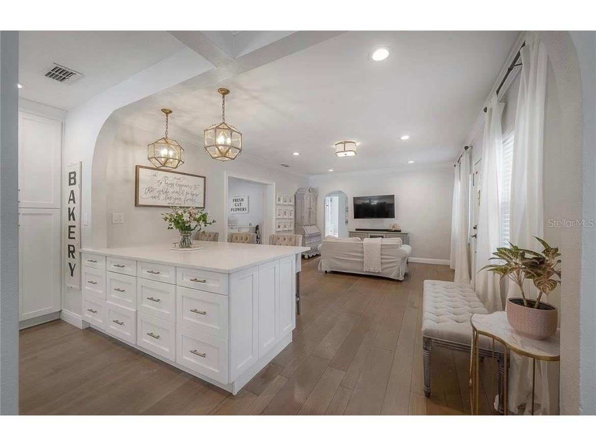 2937 W Coachman Avenue Tampa FL 33611 TB8447275 image8