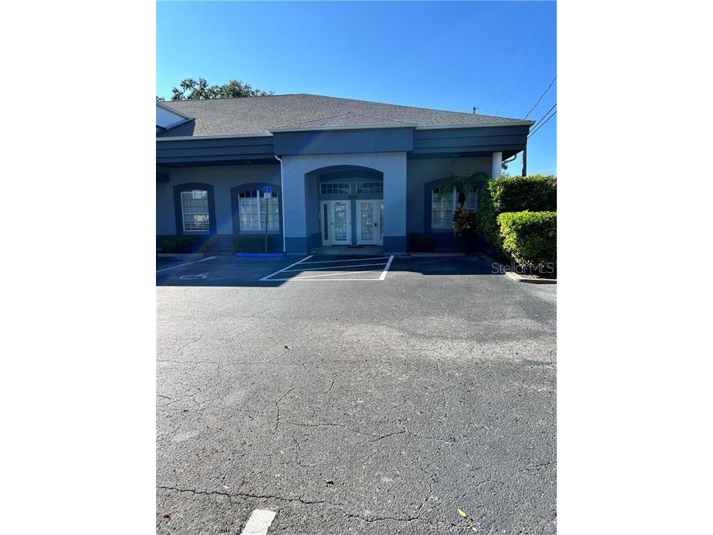 2939 Alt 19 Palm Harbor FL 34683 W7851457 image1
