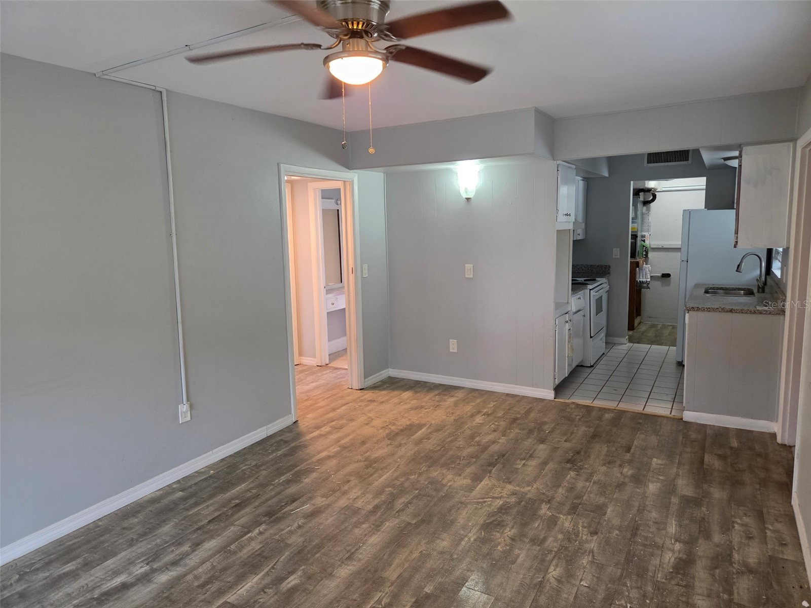 2939 Los Altos Drive #B Belleair Bluffs FL 33770 TB8517096 image6