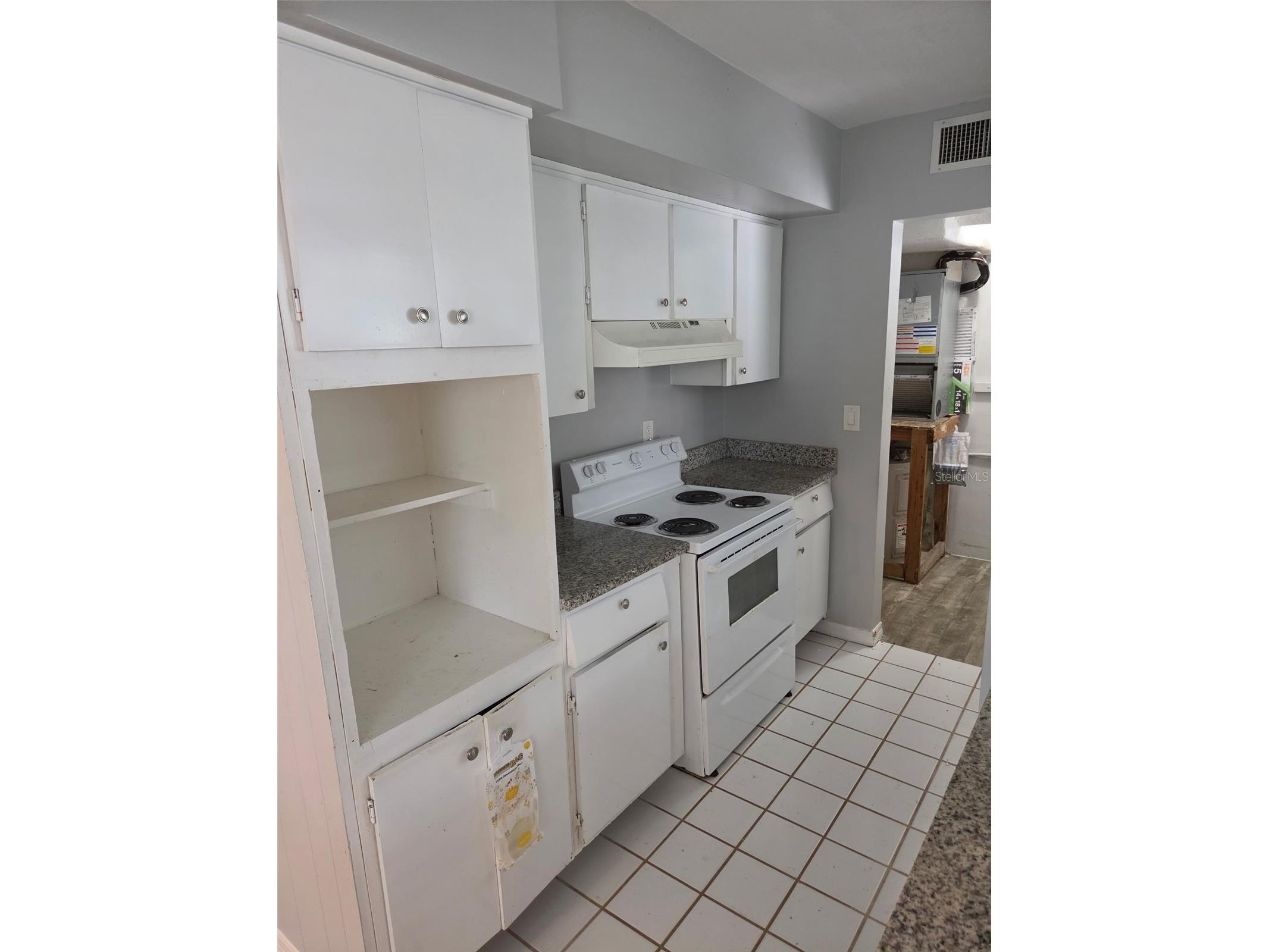 2939 Los Altos Drive #B Belleair Bluffs FL 33770 TB8517096 image9