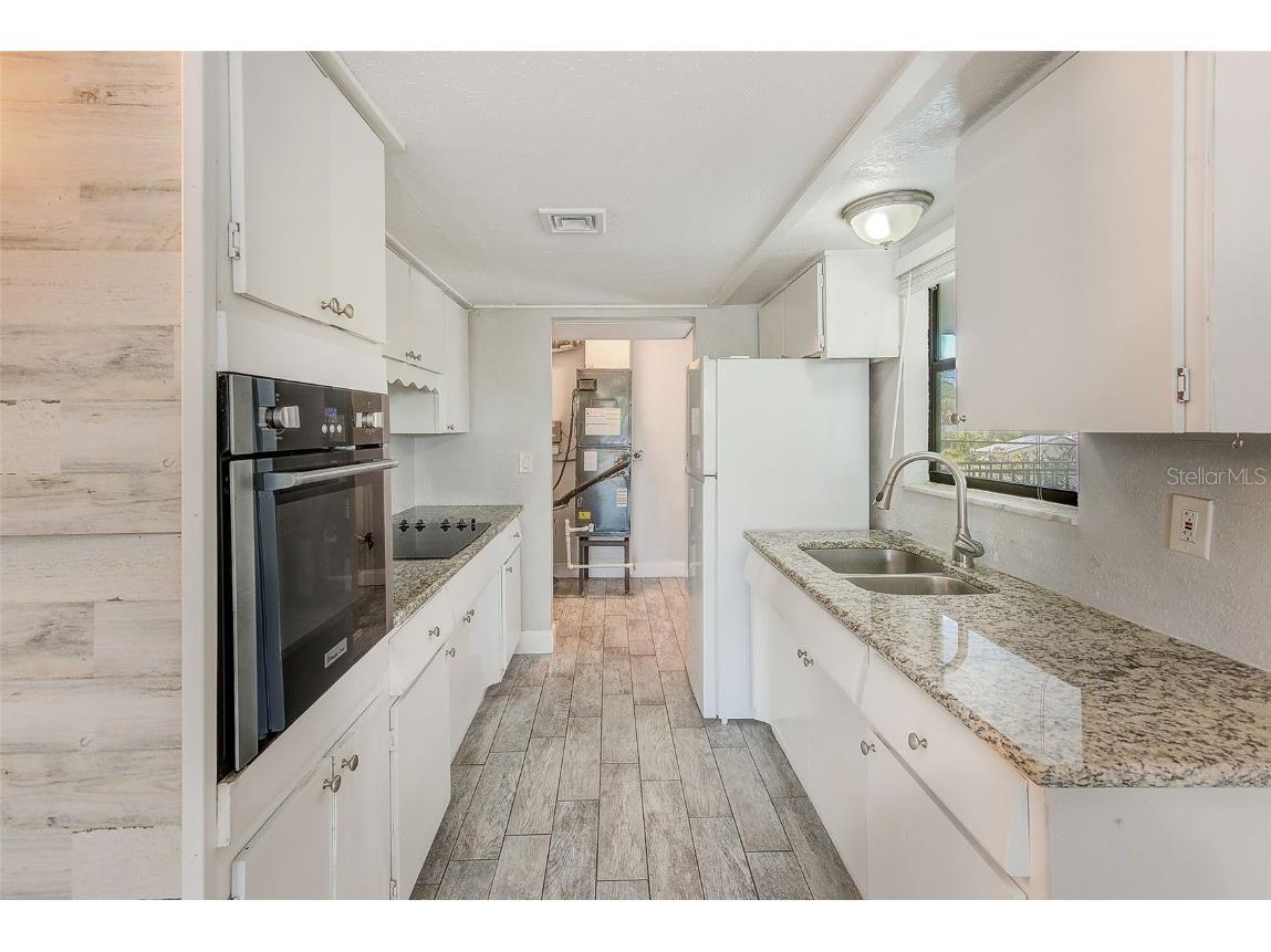 2939 Los Altos Drive #D Belleair Bluffs FL 33770 TB8437527 image11