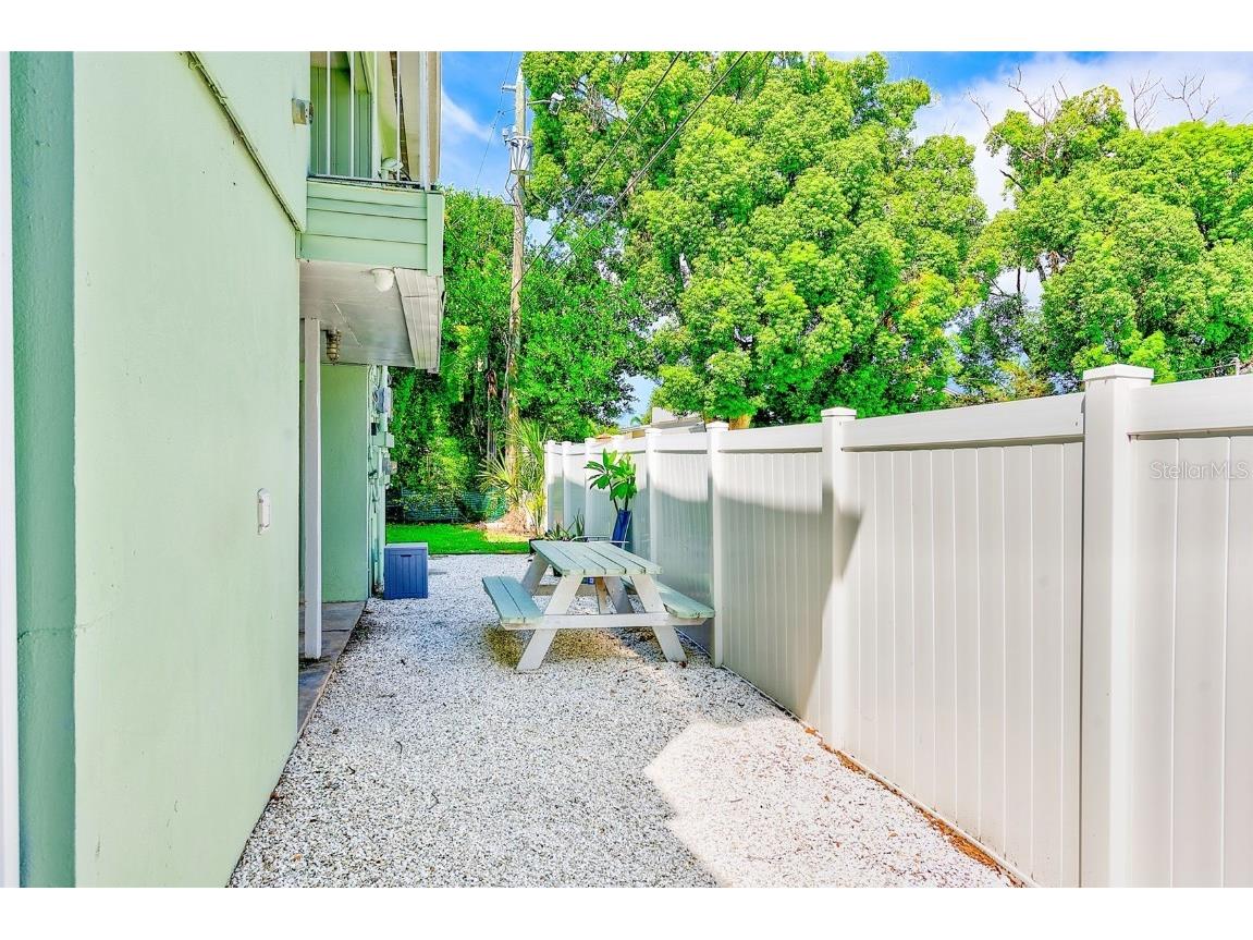 2939 Los Altos Drive #D Belleair Bluffs FL 33770 TB8437527 image31