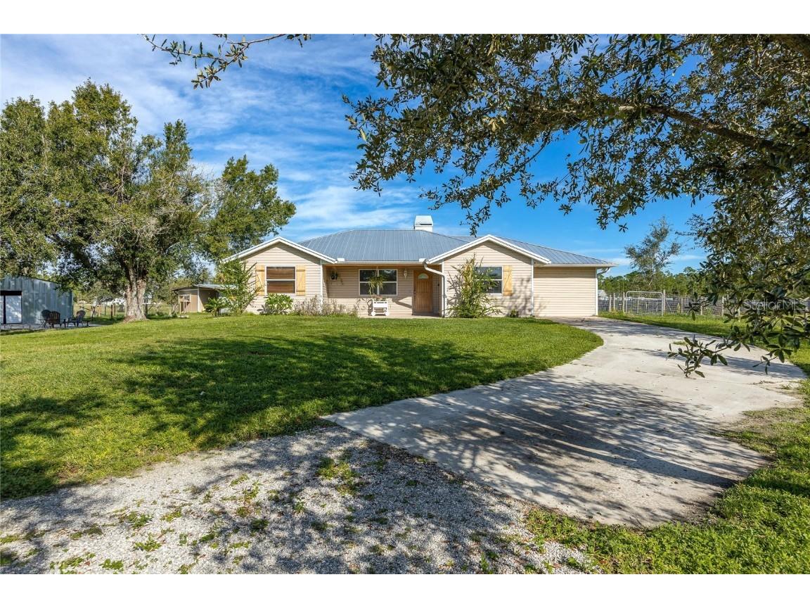 29392 Maris Drive Punta Gorda FL 33982 A4599157 image1