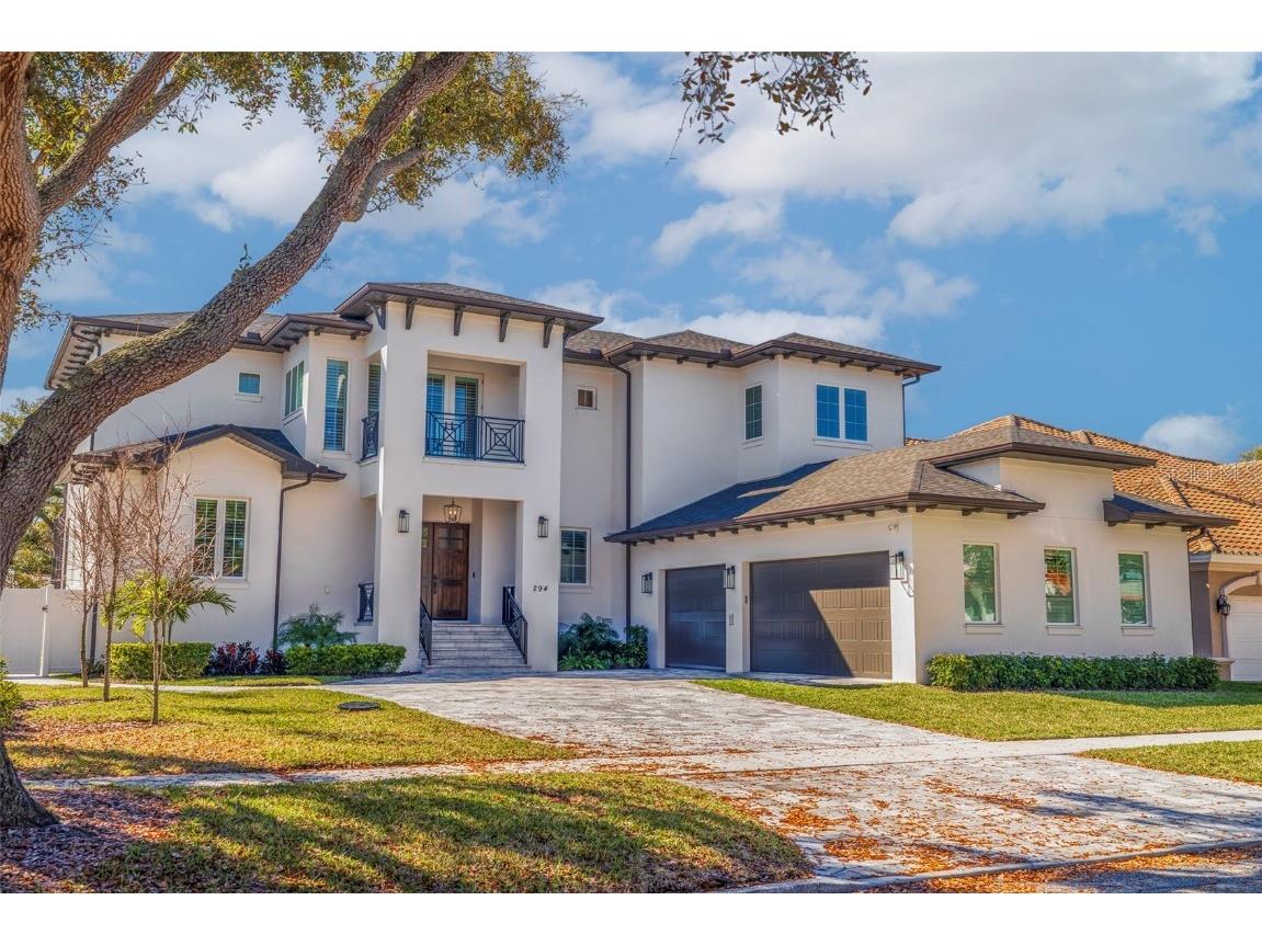 294 Bayview Drive NE Saint Petersburg FL 33704 U8233915 image1