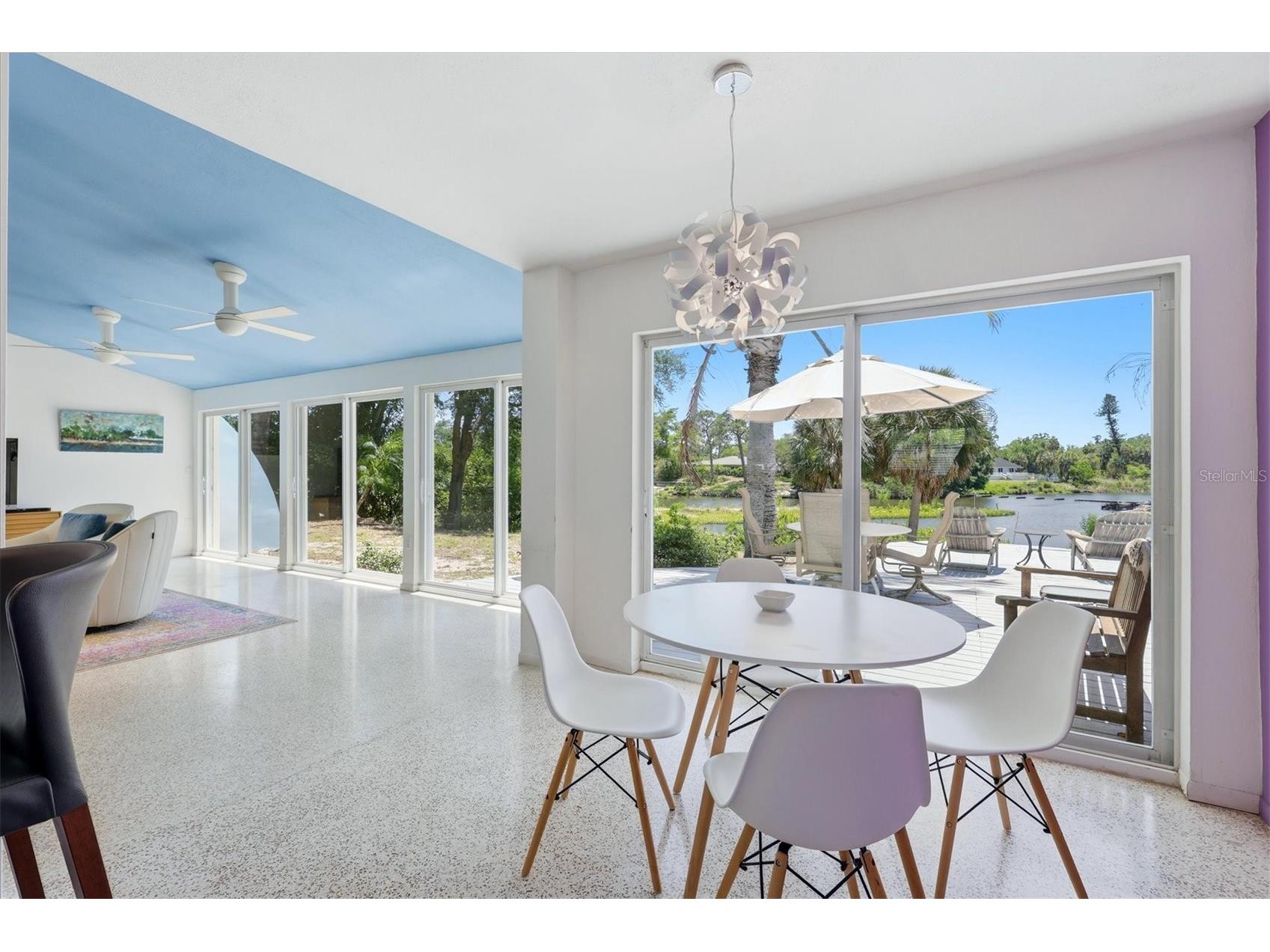 2940 Bougainvillea Street Sarasota FL 34239 - PHILLIPPI CREEK A4689977 image8