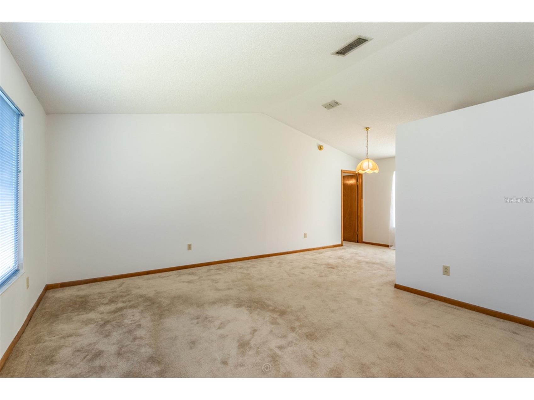 2940 Courtland Boulevard Deltona FL 32738 V4948738 image7