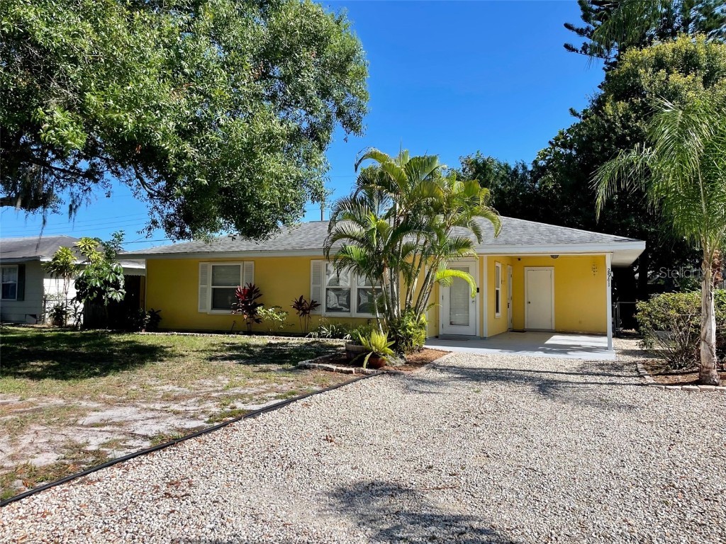2941 Oak Street Sarasota FL 34237 A4571568 image1