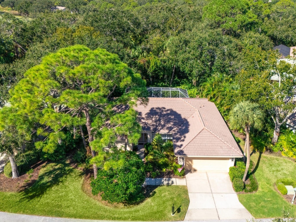 2941 Sandringham Place Sarasota FL 34235 A4670869 image1