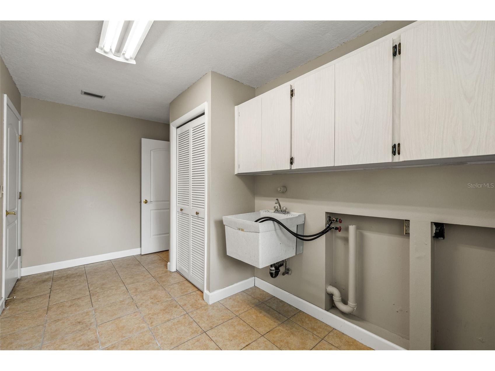 2942 Clubhouse Drive W Clearwater FL 33761 TB8528508 image22