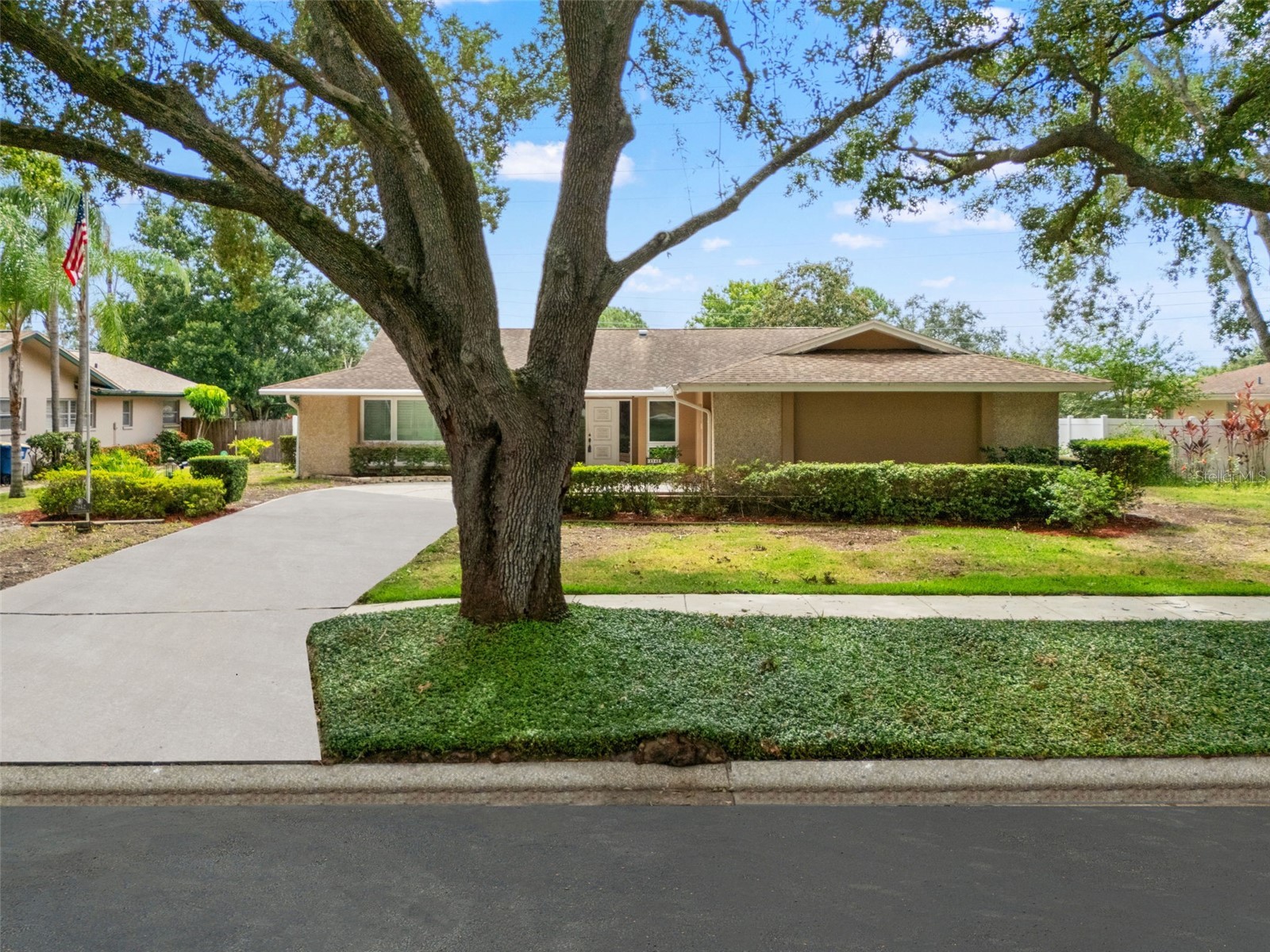 2942 Clubhouse Drive W Clearwater FL 33761 TB8528508 image36