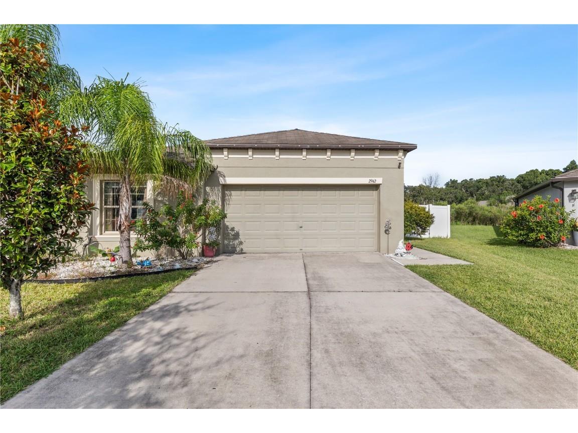 2942 Moulden Hollow Drive Zephyrhills FL 33540 TB8410541 image1
