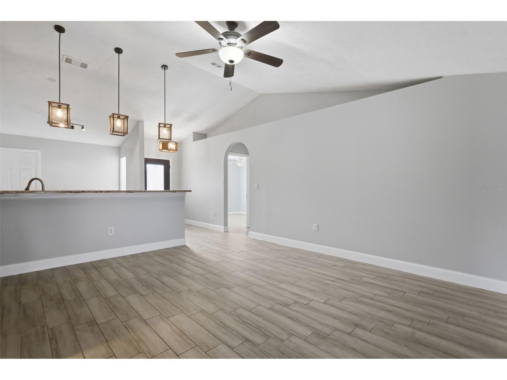 2943 Cialella Pass Saint Cloud FL 34772 G5111328 image5