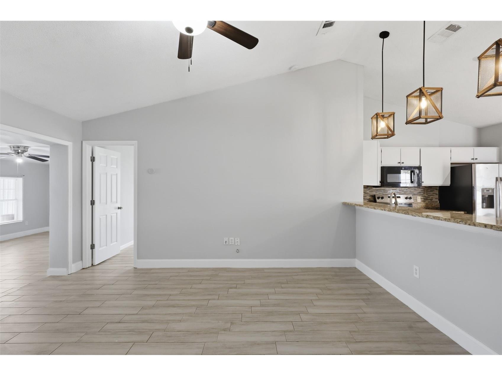2943 Cialella Pass Saint Cloud FL 34772 G5111328 image8