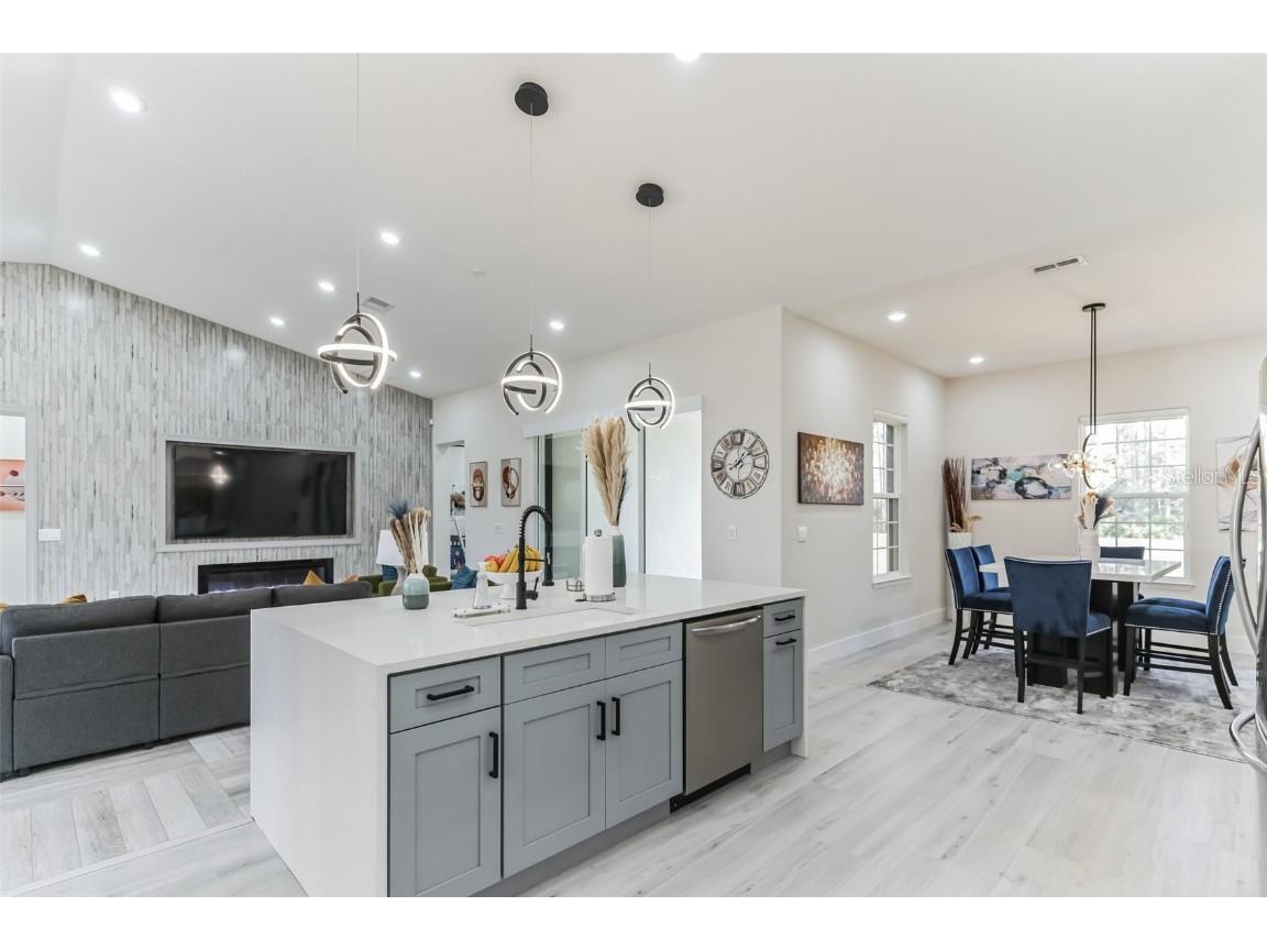 2943 Decker Avenue Orlando FL 32833 O6323376 image15