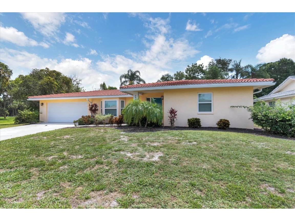 2943 Tuckerstown Drive Sarasota FL 34231 A4667088 image3
