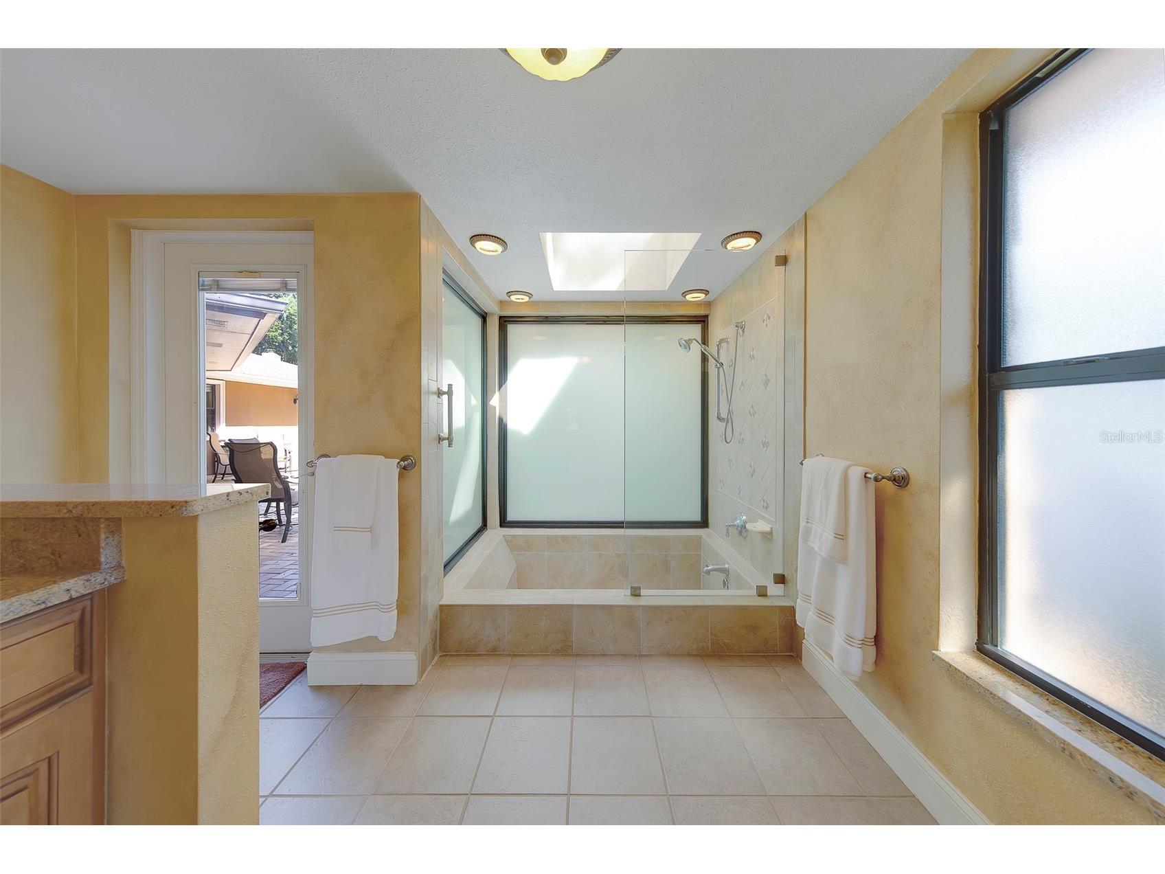 2943 Whisper Lane N Clearwater FL 33762 TB8518752 image39
