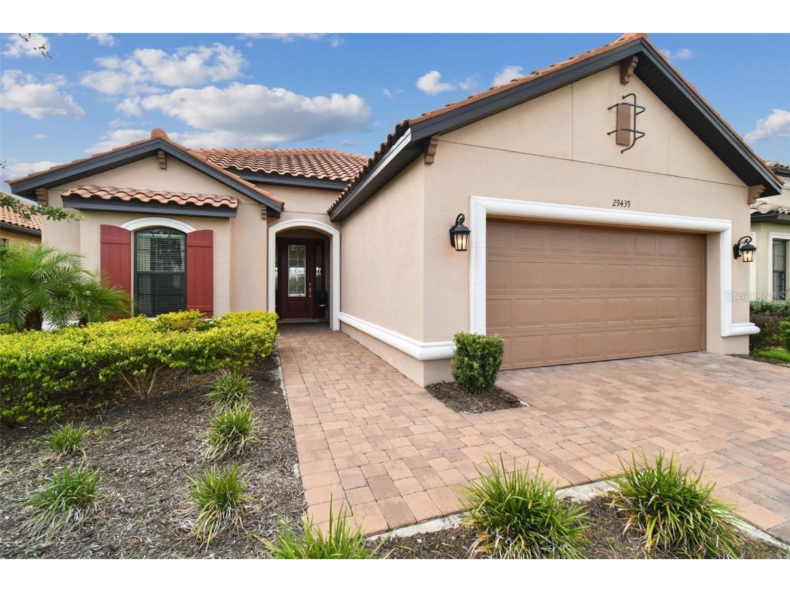 29439 Ginnetto Drive Wesley Chapel FL 33543 T3474978 image1