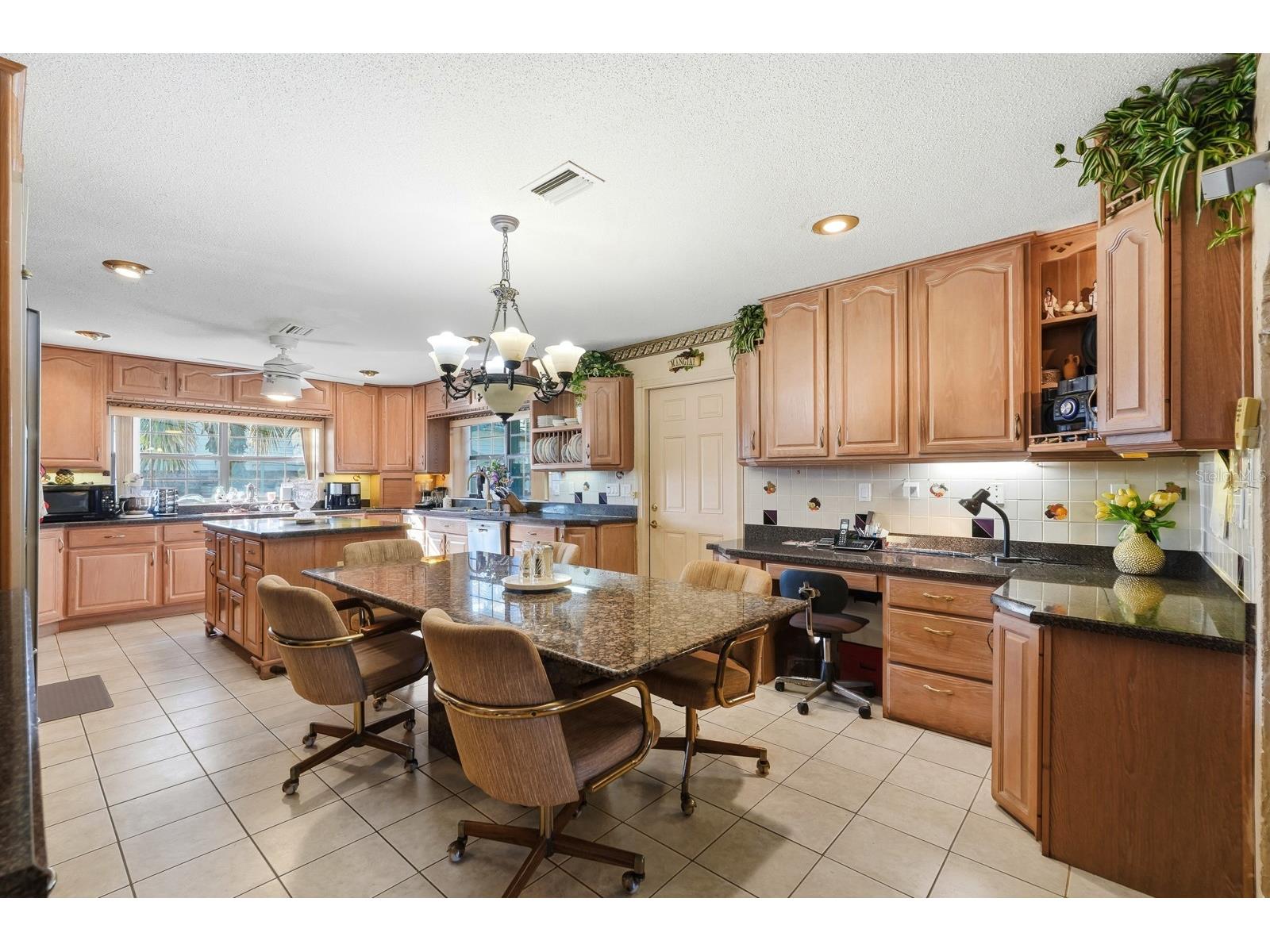 2944 Ocean Shore Boulevard Ormond Beach FL 32176 V4946571 image17