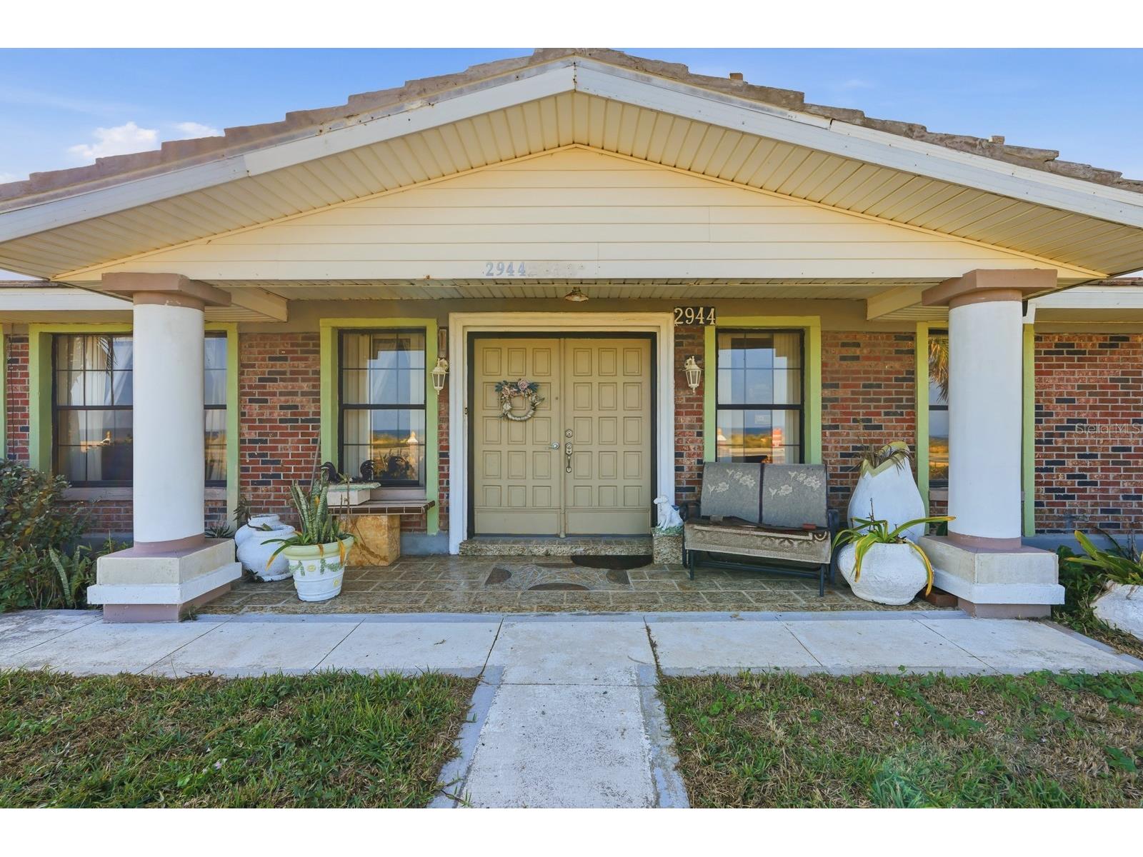 2944 Ocean Shore Boulevard Ormond Beach FL 32176 V4946571 image2