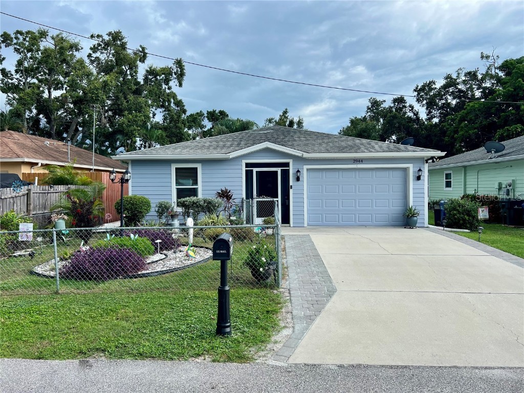 2944 Sterling Lane Sarasota FL 34231 A4659795 image1