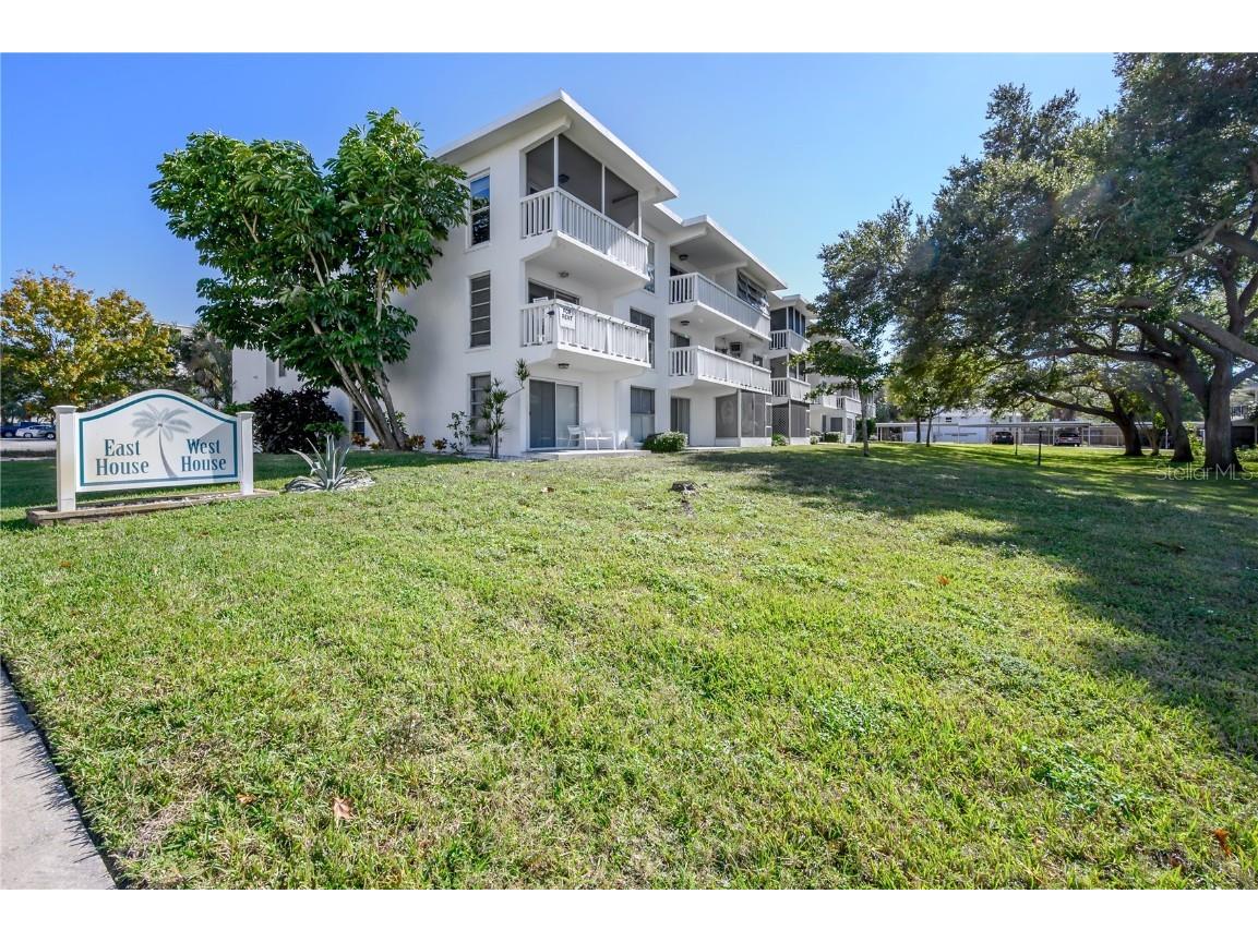 2944 W Bay Drive #201 Belleair Bluffs FL 33770 T3451940 image1