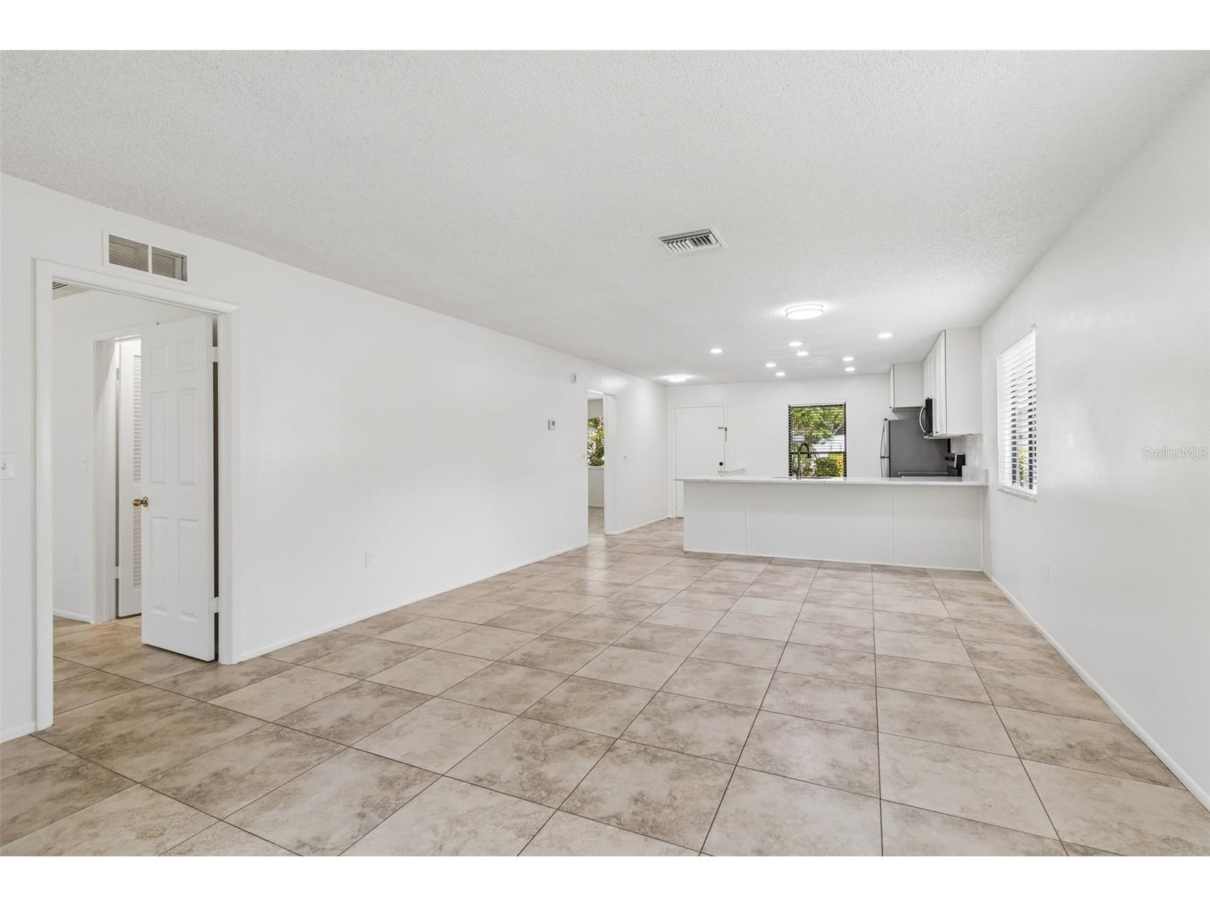 2945 Grovewood Boulevard #A Palm Harbor FL 34683 TB8514189 image25