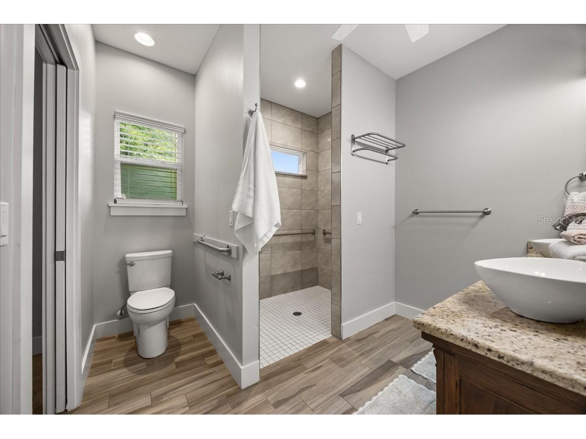 2945 Lakeshore Drive Mount Dora FL 32757 - LAKE DORA G5099261 image26