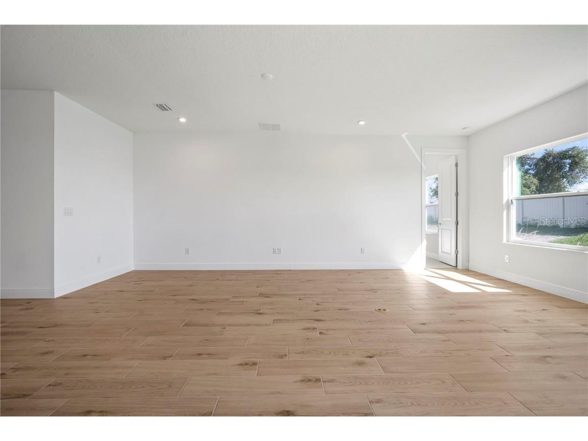 2945 Stewart Creek Circle Plant City FL 33565 TB8425573 image5