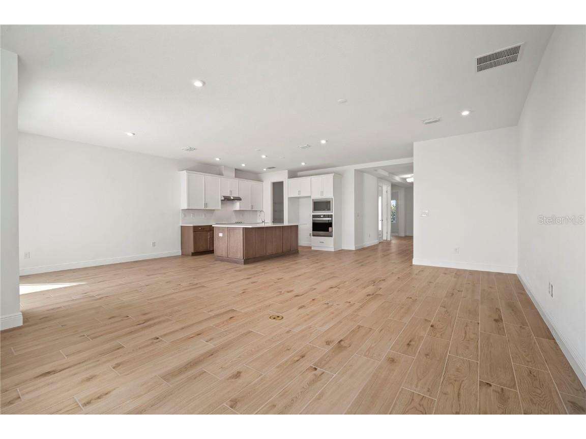 2945 Stewart Creek Circle Plant City FL 33565 TB8425573 image6