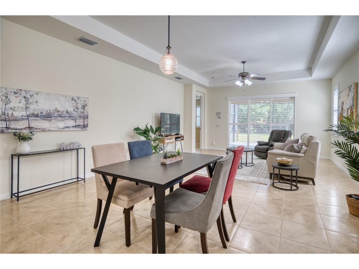 2945 Trustee Avenue Sarasota FL 34243 A4651551 image6