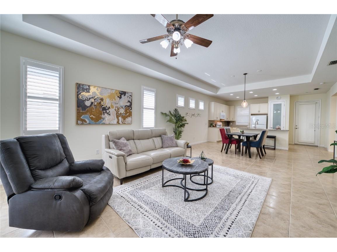 2945 Trustee Avenue Sarasota FL 34243 A4651551 image9